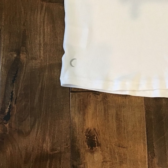 ZYIA white ribbed tank top - Picture 5 of 7